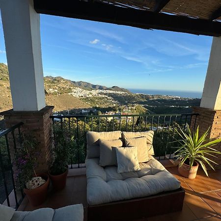 Villa En Frigiliana Con Piscina, Jacuzzi Y Espectaculares Vistas Exterior foto