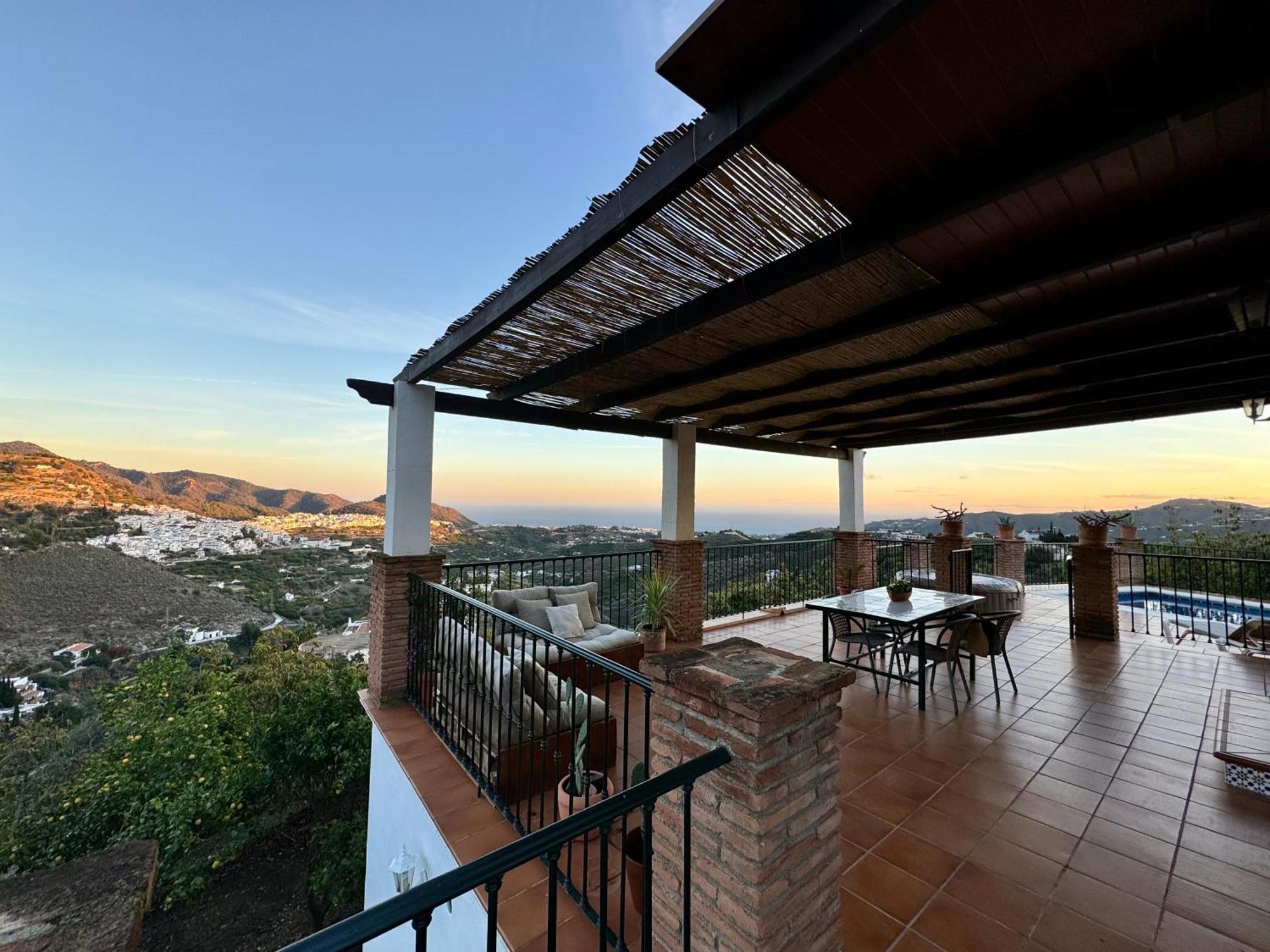 Villa En Frigiliana Con Piscina, Jacuzzi Y Espectaculares Vistas Exterior foto